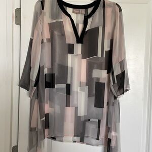 Women’s CHICO’s sheer top fits like M/L $15 NEW Excellent Condition
